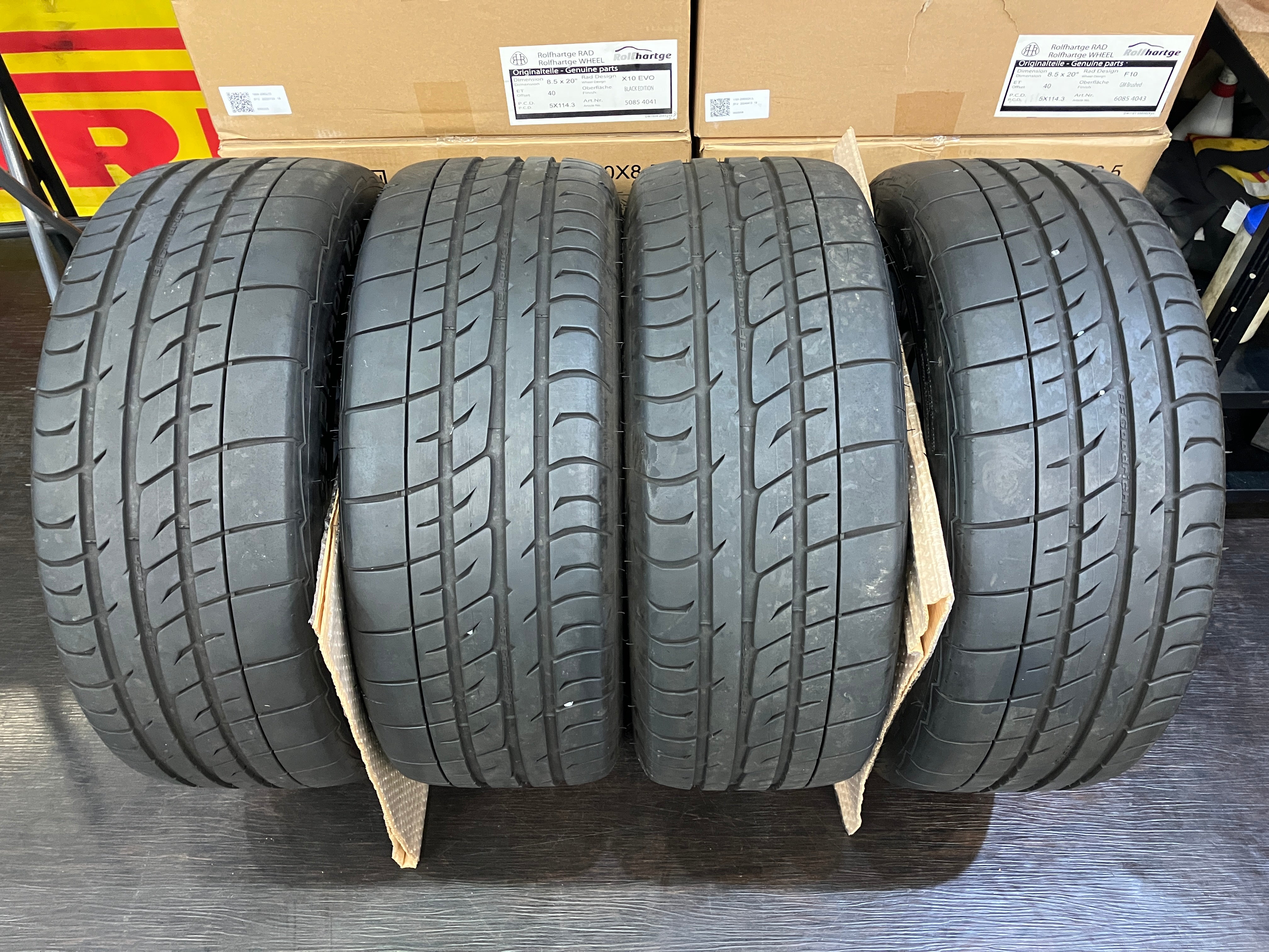 ☆SSR エグゼキューター MB01 19インチ 8.5J+45 114.3/5H BFグッド