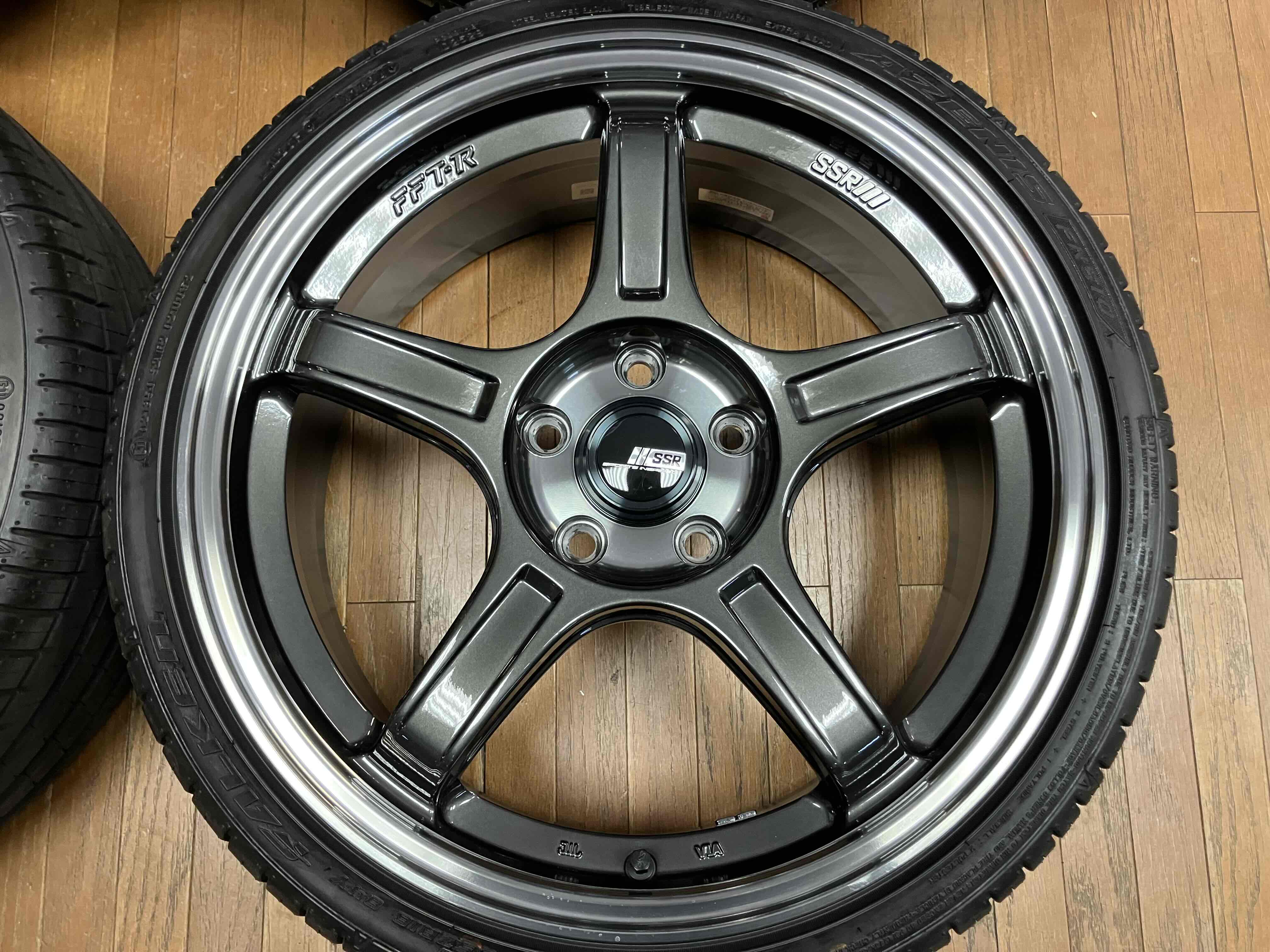 ◇美品 中古4本Set!◇SSR GTX03 18インチ◇7.5J+48 5H-114.3