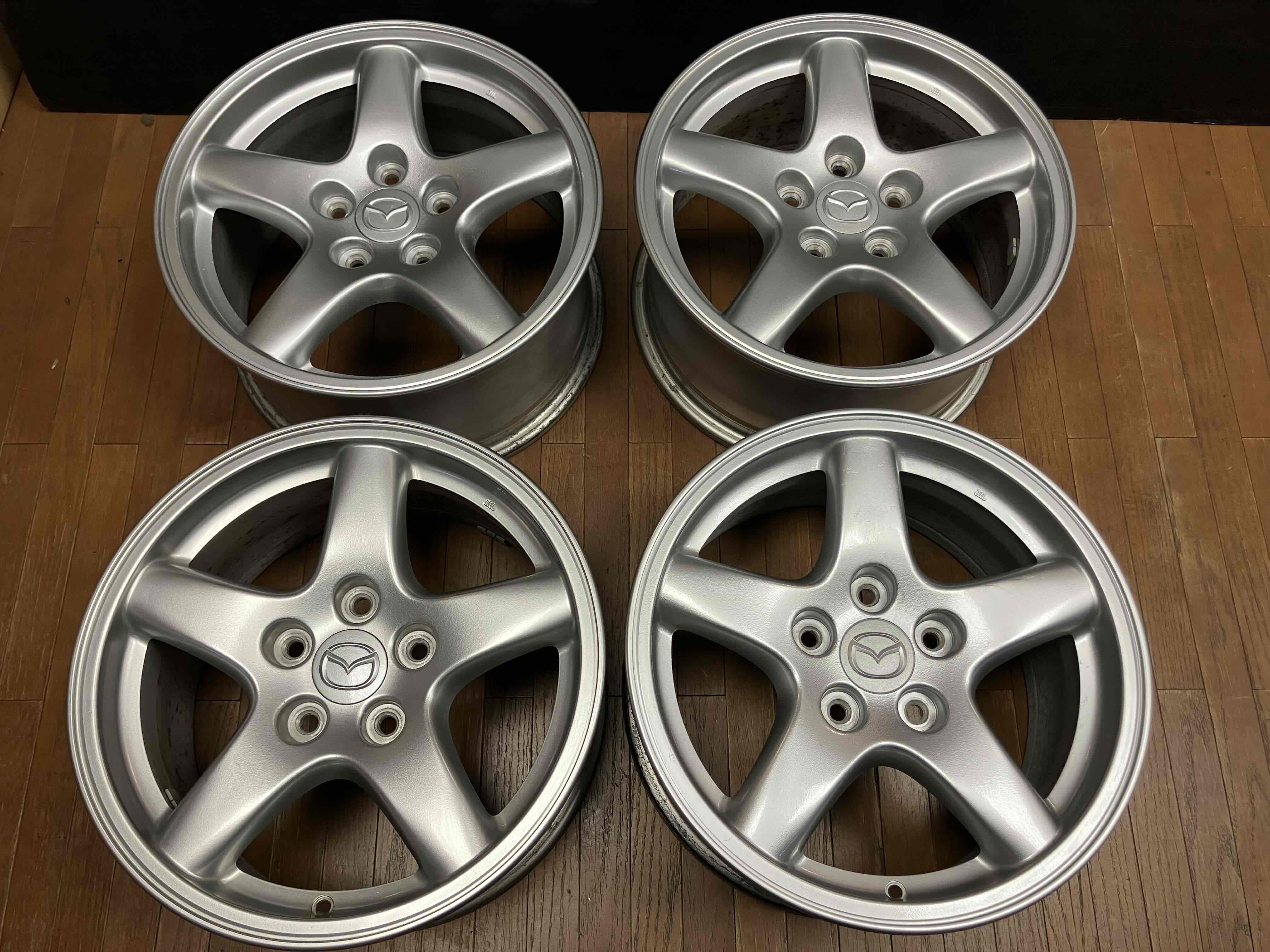 RX-7 FD3S 前期　純正ホイール  16インチ　8J 225/50 マツダ(純正) RX-7(FD3S)用16インチアルミホイール のパーツレビュー