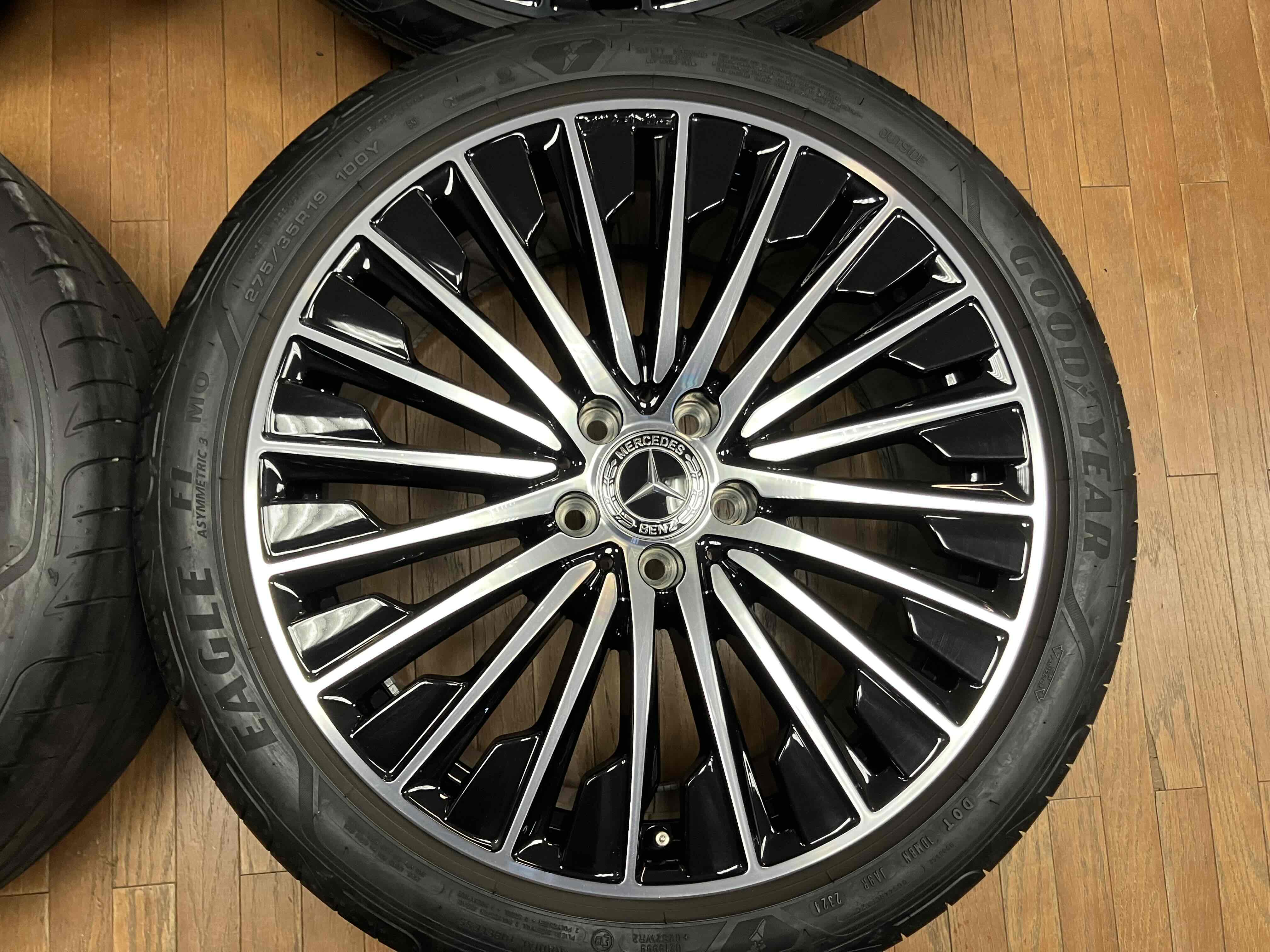 ◇美品!!メルセデスベンツ CLE純正 C236 19インチ◇8J+45.1 9J+60.5