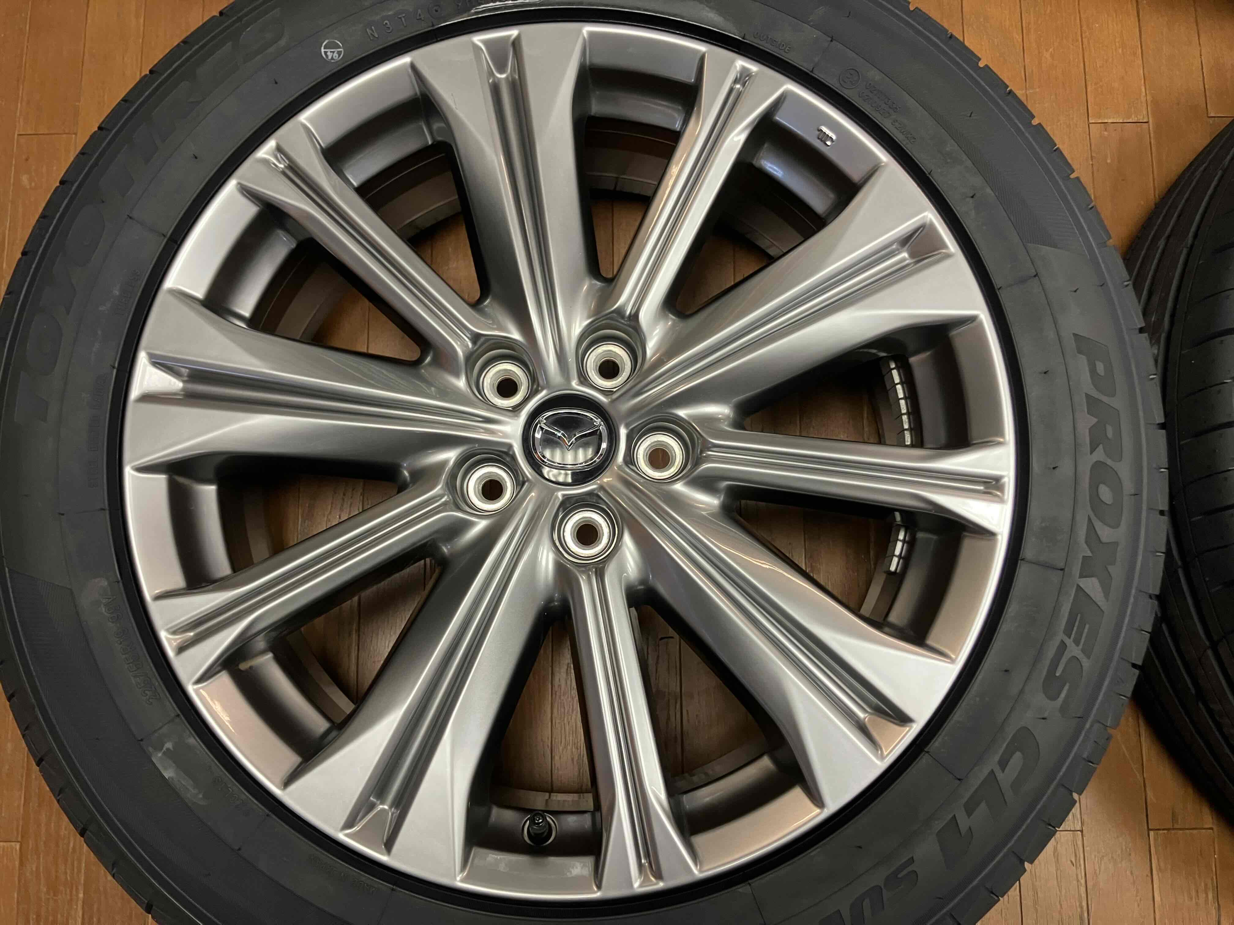 CX-8　エクスクルーシブモード　純正タイヤホイール　タイヤほぼ新品　引取 ◇新品国産タイヤ付き◇CX8純正 エクスクルーシブ 高輝度塗装 19インチ