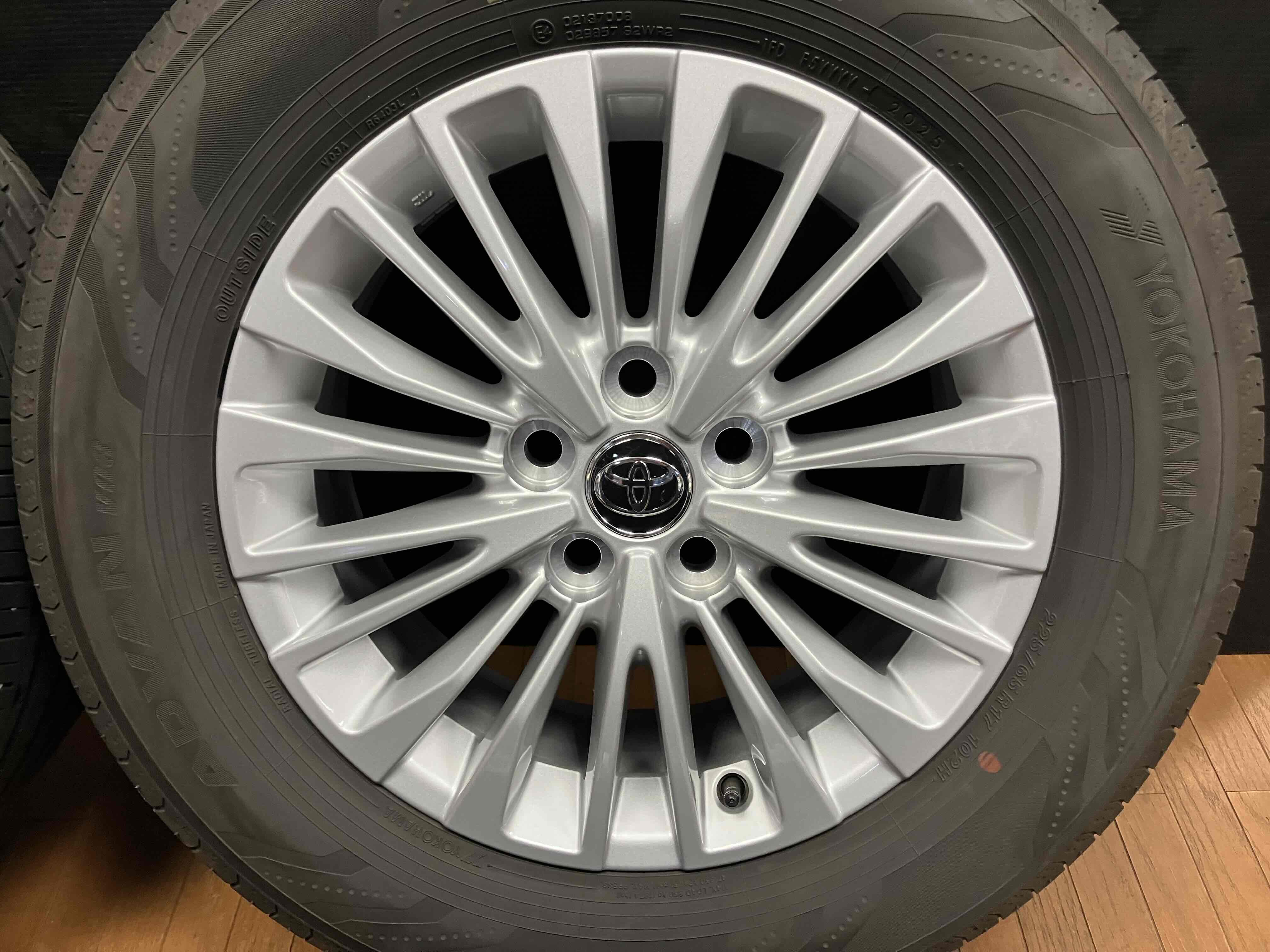 ◇美品◇TOYOTA トヨタ 現行40系 アルファード 純正 17インチ 6.5J +40