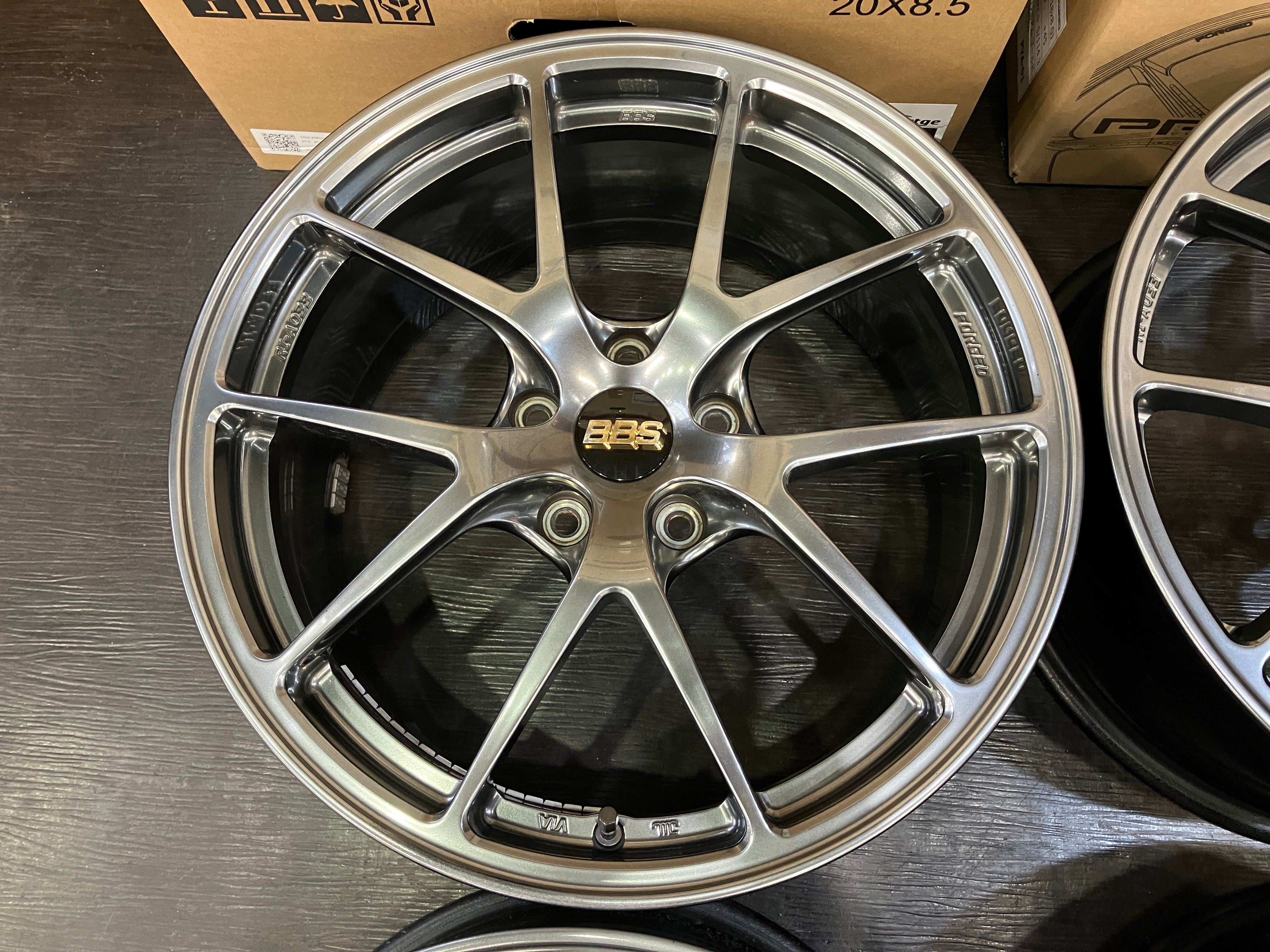 ☆美品仕上済! 鍛造軽量 BBS RI-A 033 18インチ 8.5J +48 114.3/5 DB