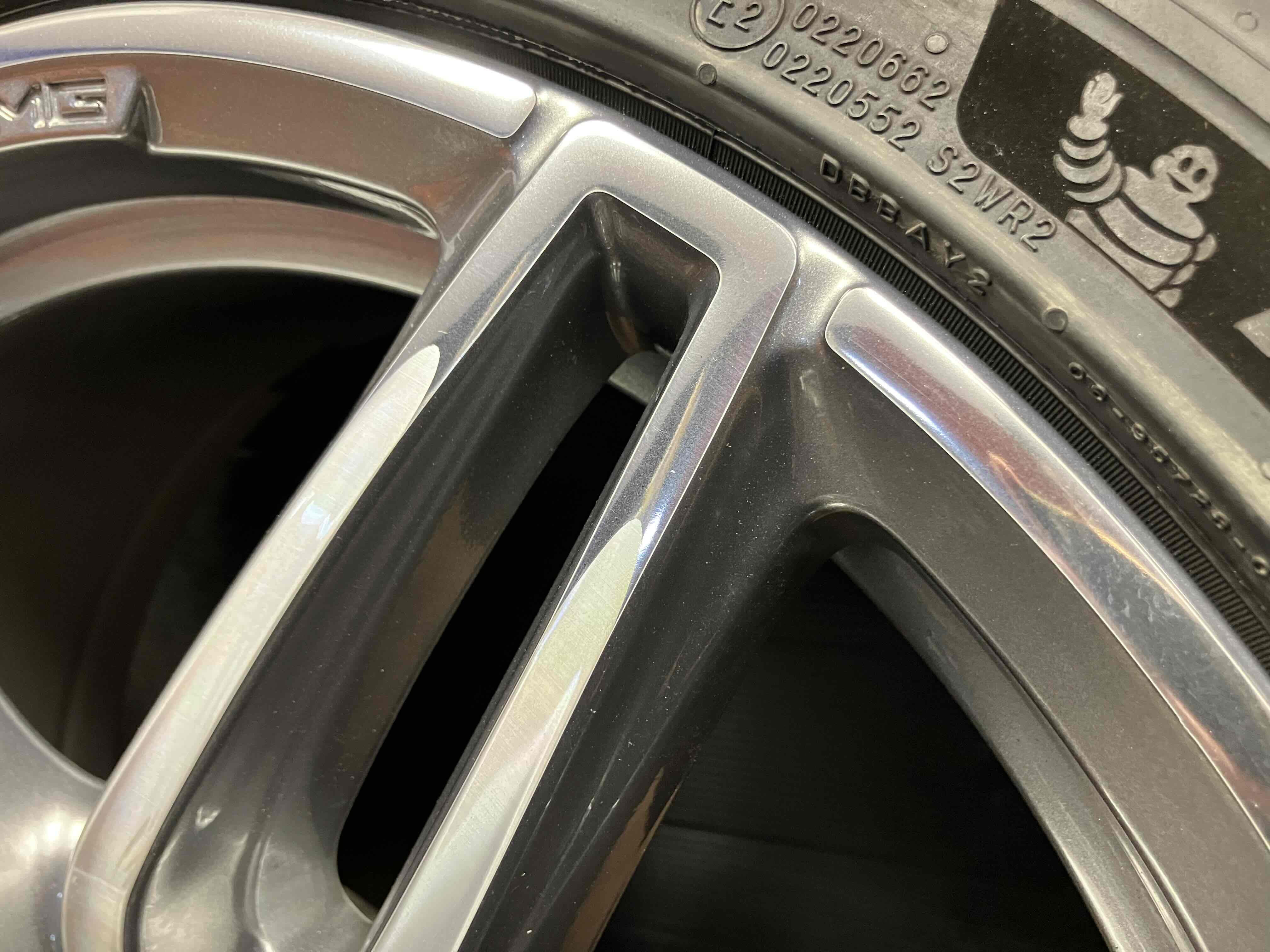 ◇メルセデス ベンツ Eクラス純正 W213 AMG 5ツインスポーク 19インチ