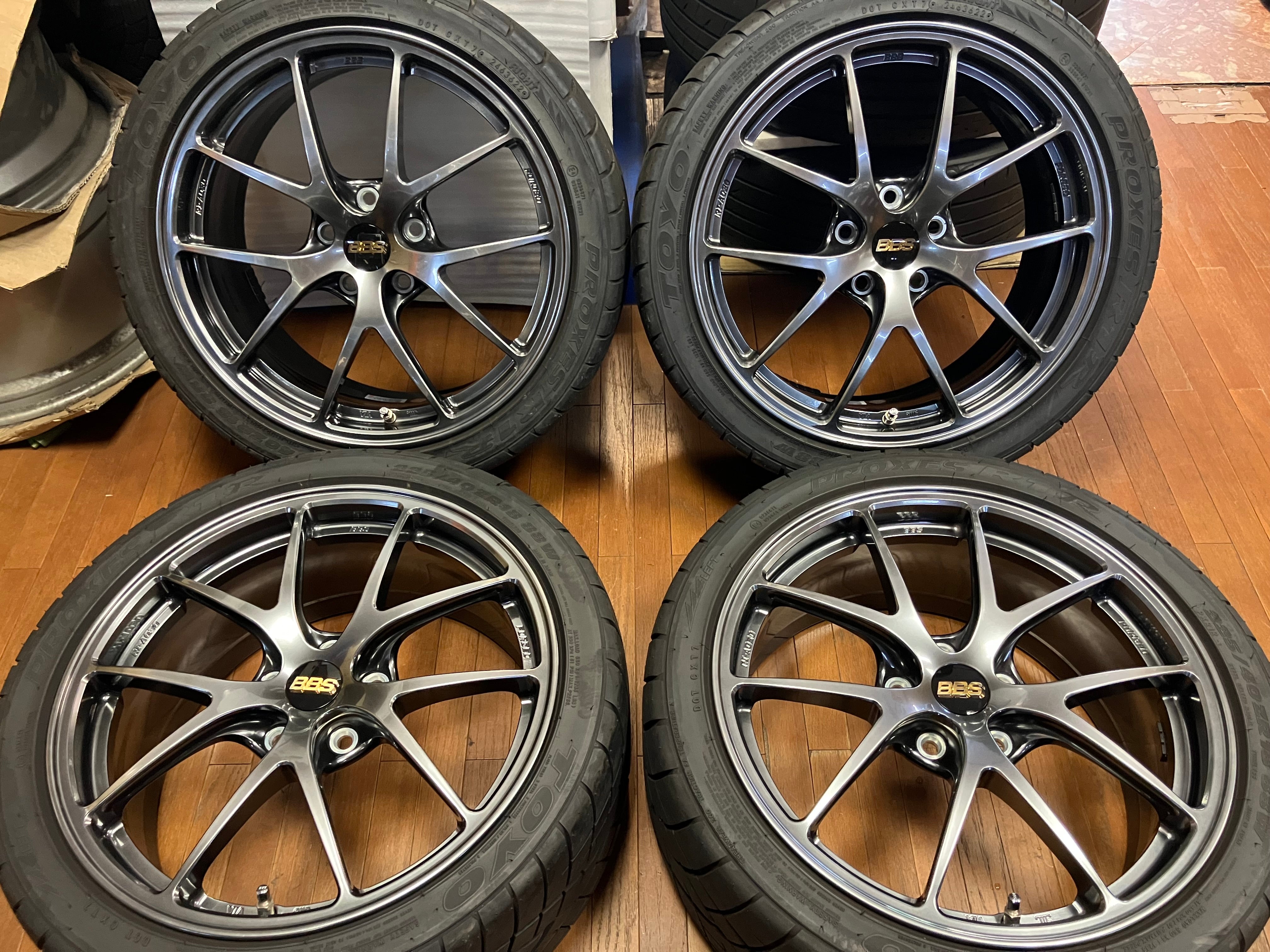 ◇鍛造品◇BBS RI-A RI-A030◇18インチ PCD112 5H 8J+48◇TOYOプロクセスR1R◇VW ゴルフR ゴルフ8 –  ハマガレネットストア