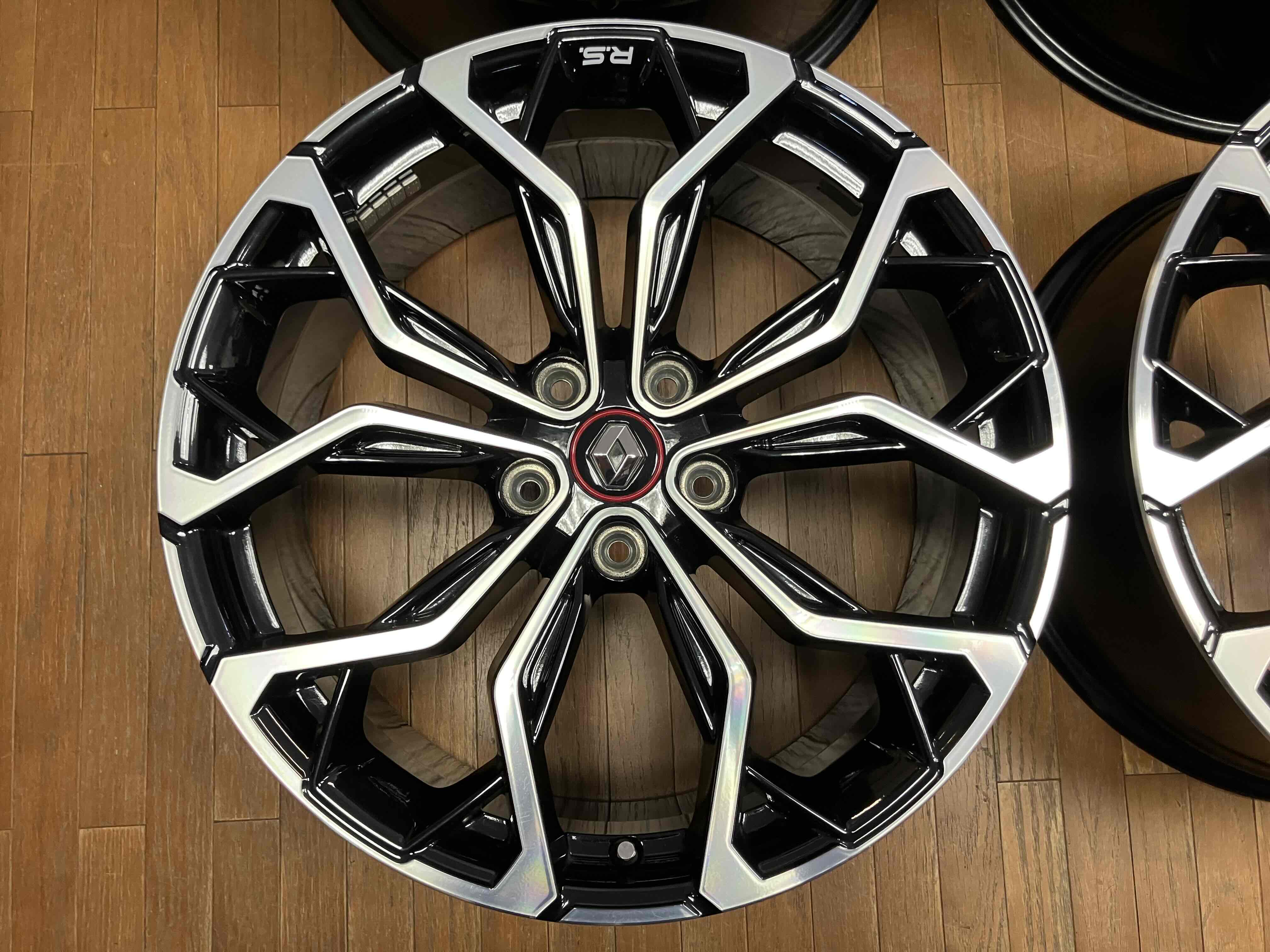 ◇ルノー メガーヌ RS 純正 19インチ◇8.5J+54 5H114.3◇ホイールのみ4