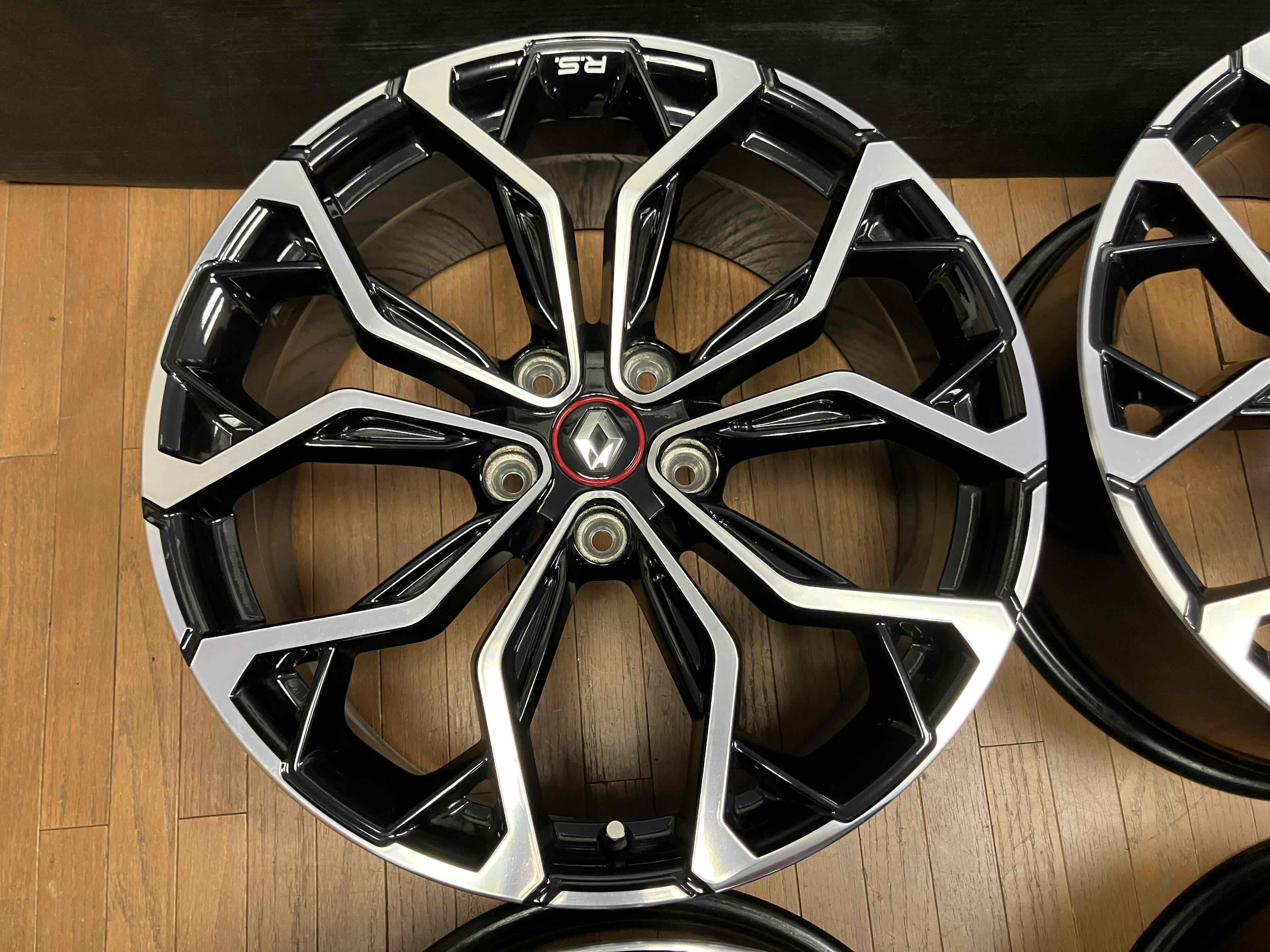 ◇ルノー メガーヌ RS 純正 19インチ◇8.5J+54 5H114.3◇ホイールのみ4