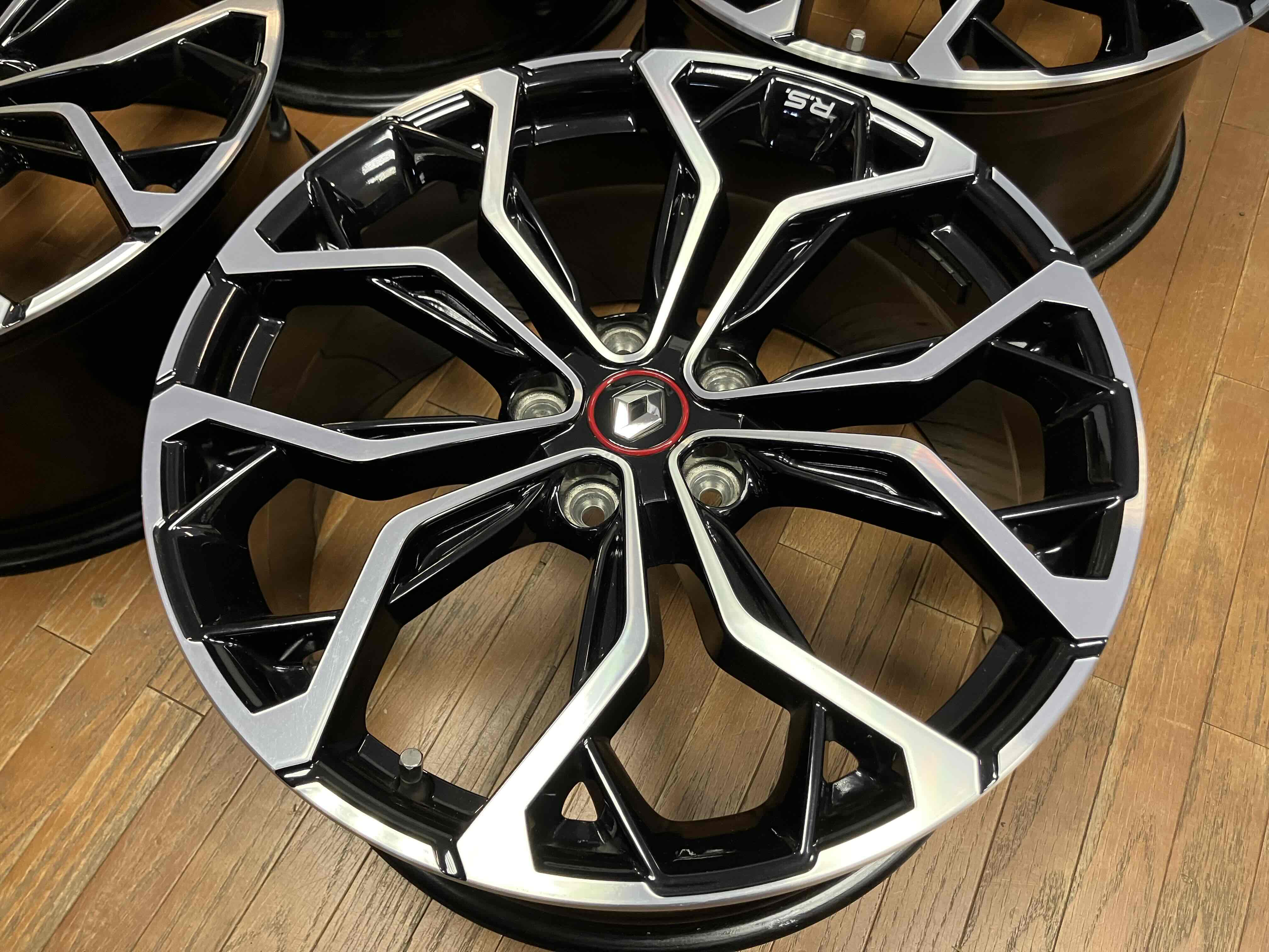 ◇ルノー メガーヌ RS 純正 19インチ◇8.5J+54 5H114.3◇ホイールのみ4