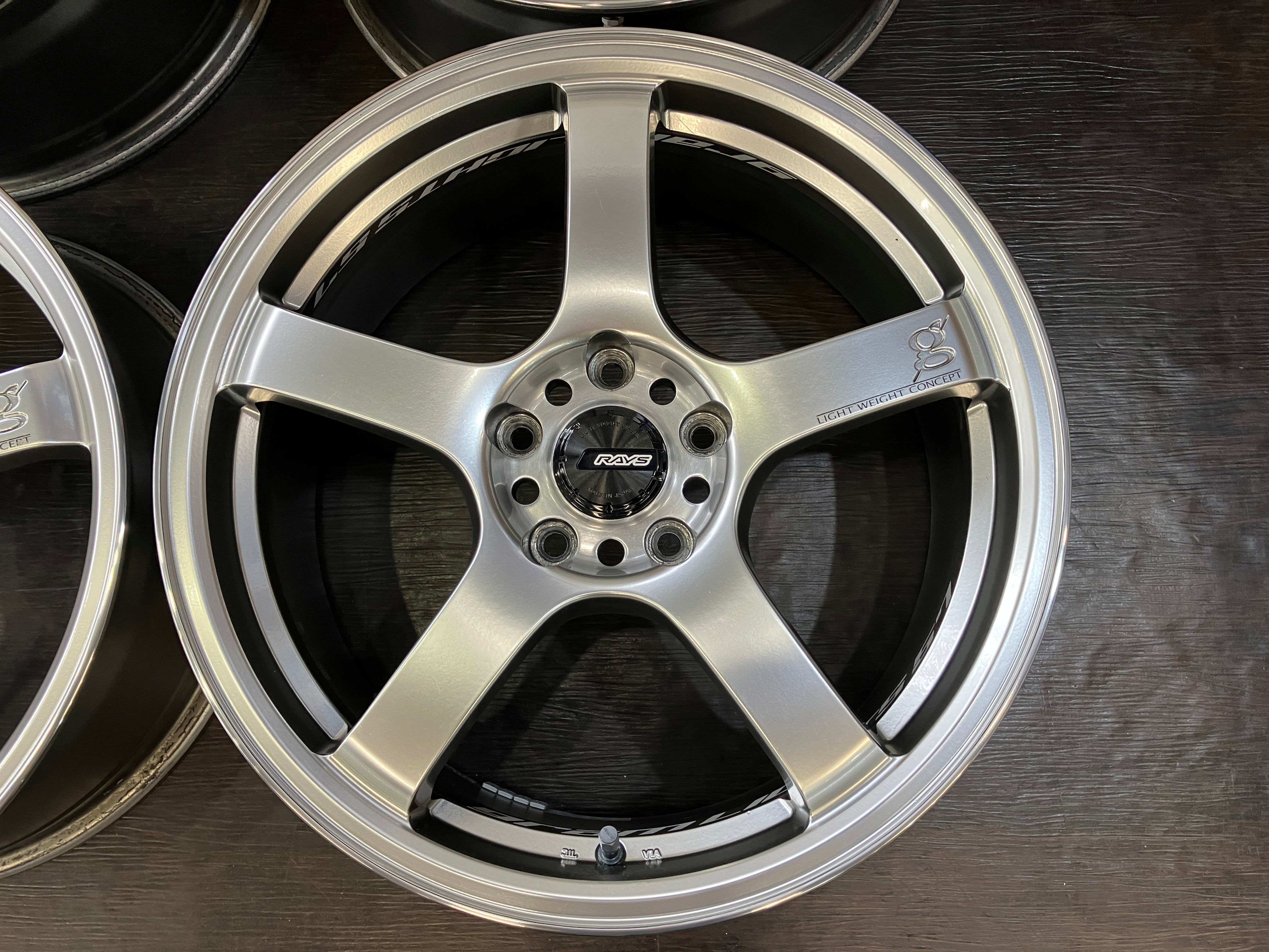 ☆レイズ RAYS グラムライツ gramlights T57-RC 18インチ 7.5J +48