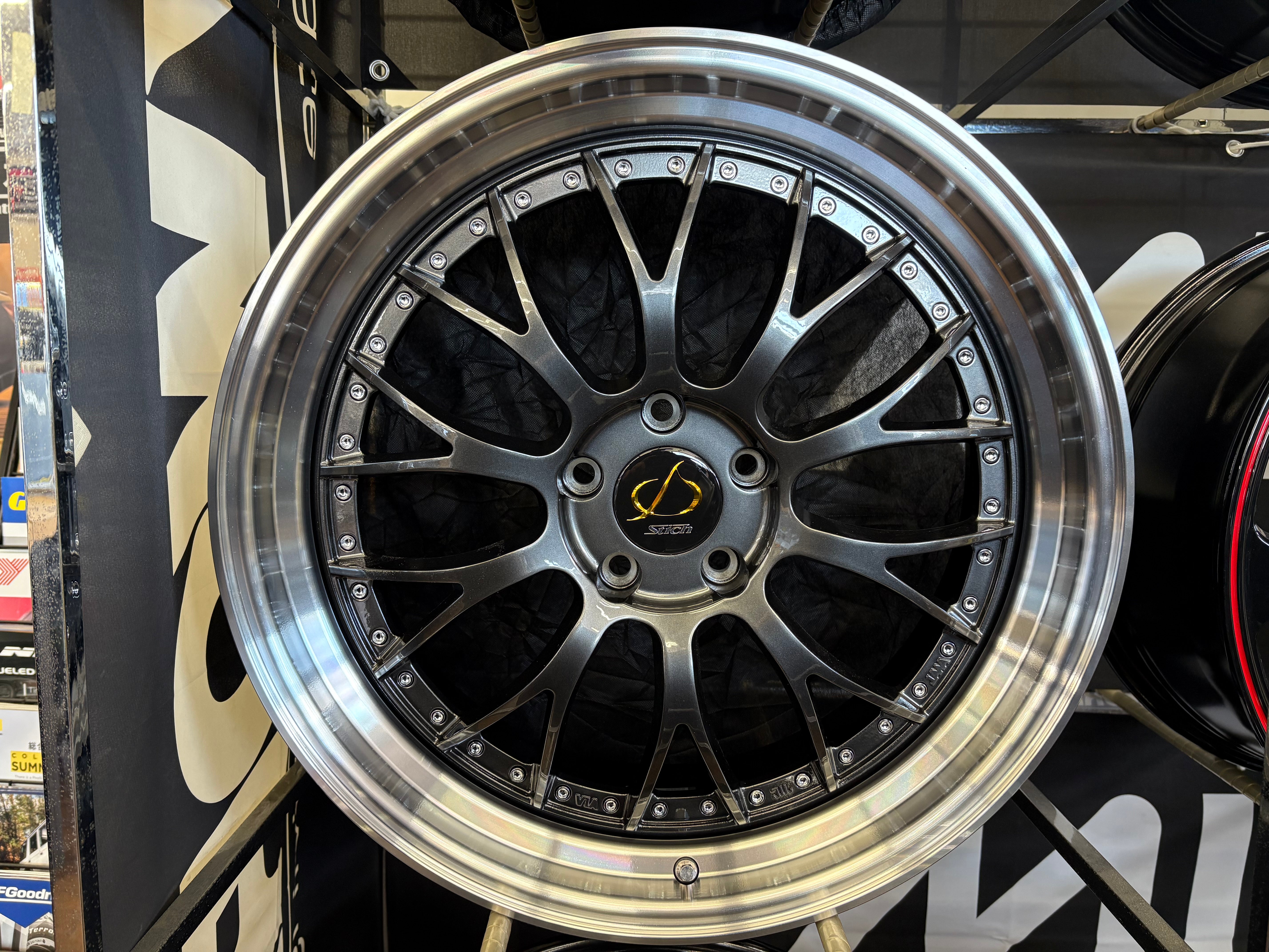 1 ν§ 新品ホイールのみ4本! シュティッヒ メッシュNR 20インチ 8.5J+38