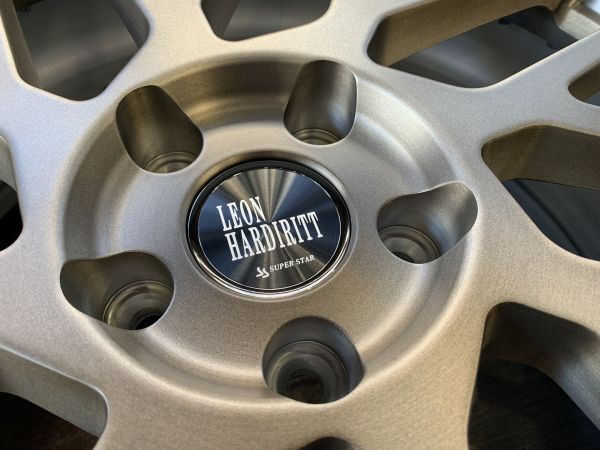 20インチ 　レオンハルト　イエガー　 ホイールセット 20インチ レオンハルト イエガー ホイールセット スーパースター