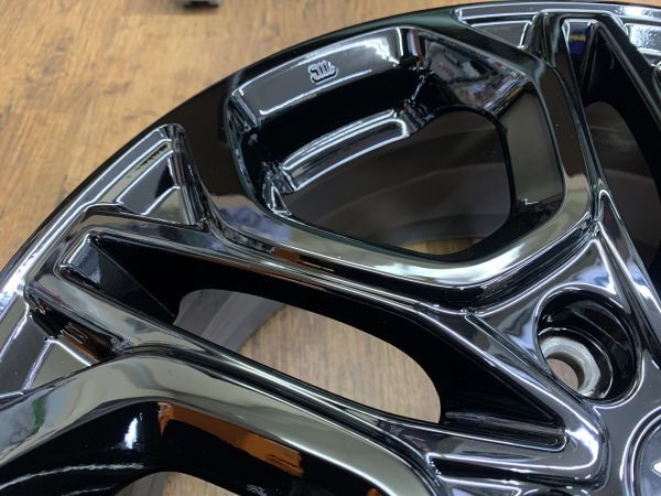 1 ν§ 即納 塗装済 美品!仕上げ済み!! スズキ ZC33S スイフトスポーツ