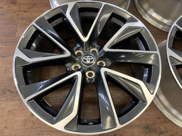 1 ν§ 状態良好!! トヨタ カローラスポーツ GZ 純正 18インチ 8J+40 100