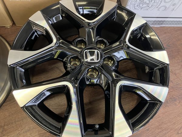 1 ν§ 状態良好!! ホンダ ZR-V 純正 18インチ 7J+50 114.3/5H