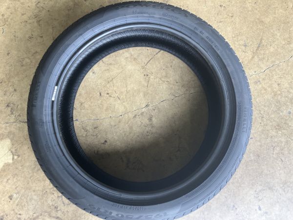 ☆即納OK！現品限り4本☆ 新品タイヤ 4本SET ピレリ パワジー PIRELLI