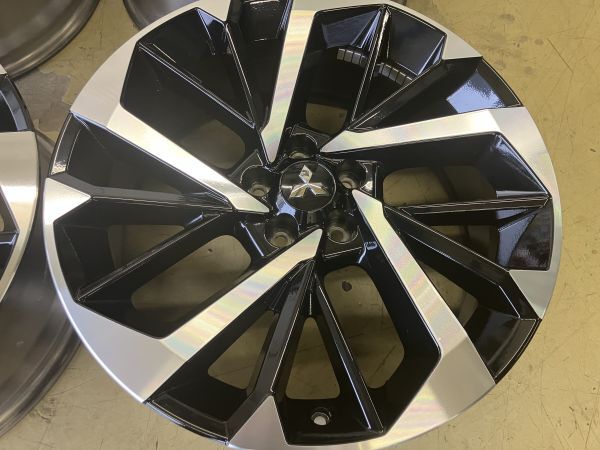 1 ν§ 状態良好!! 三菱 アウトランダーPHEV (GN0W) 純正 20インチ 8J+35