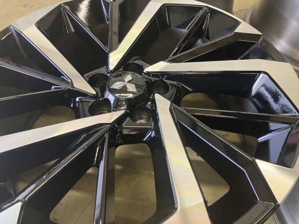 1 ν§ 状態良好!! 三菱 アウトランダーPHEV (GN0W) 純正 20インチ 8J+35