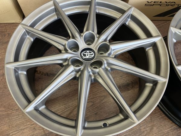 1 ν§ 再塗装 仕上げ済み!! トヨタ GR86 ZN8 純正 18インチ 7.5J+48 100