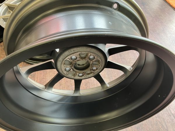 1 ν§ 再塗装 仕上げ済み!! トヨタ GR86 ZN8 純正 18インチ 7.5J+48 100