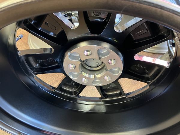 1 ν§ 新車外し!! ミツビシ 三菱 現行 デリカ D:5 純正 18インチ 7J+38
