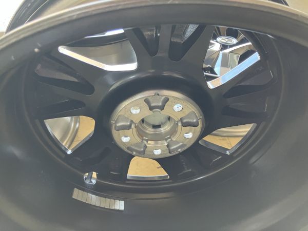 1 ν§ 新車外し、美品!! マツダ 新型 KM型 CX-5 Lグレード 純正 19