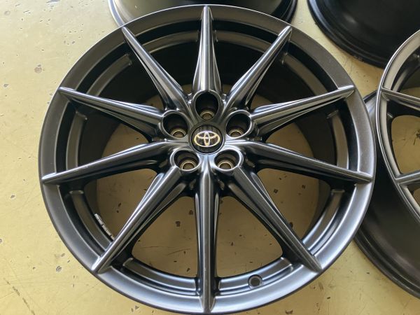1 ν§ 状態良好!! トヨタ GR86 ZN8 純正 18インチ 7.5J+48 100/5H