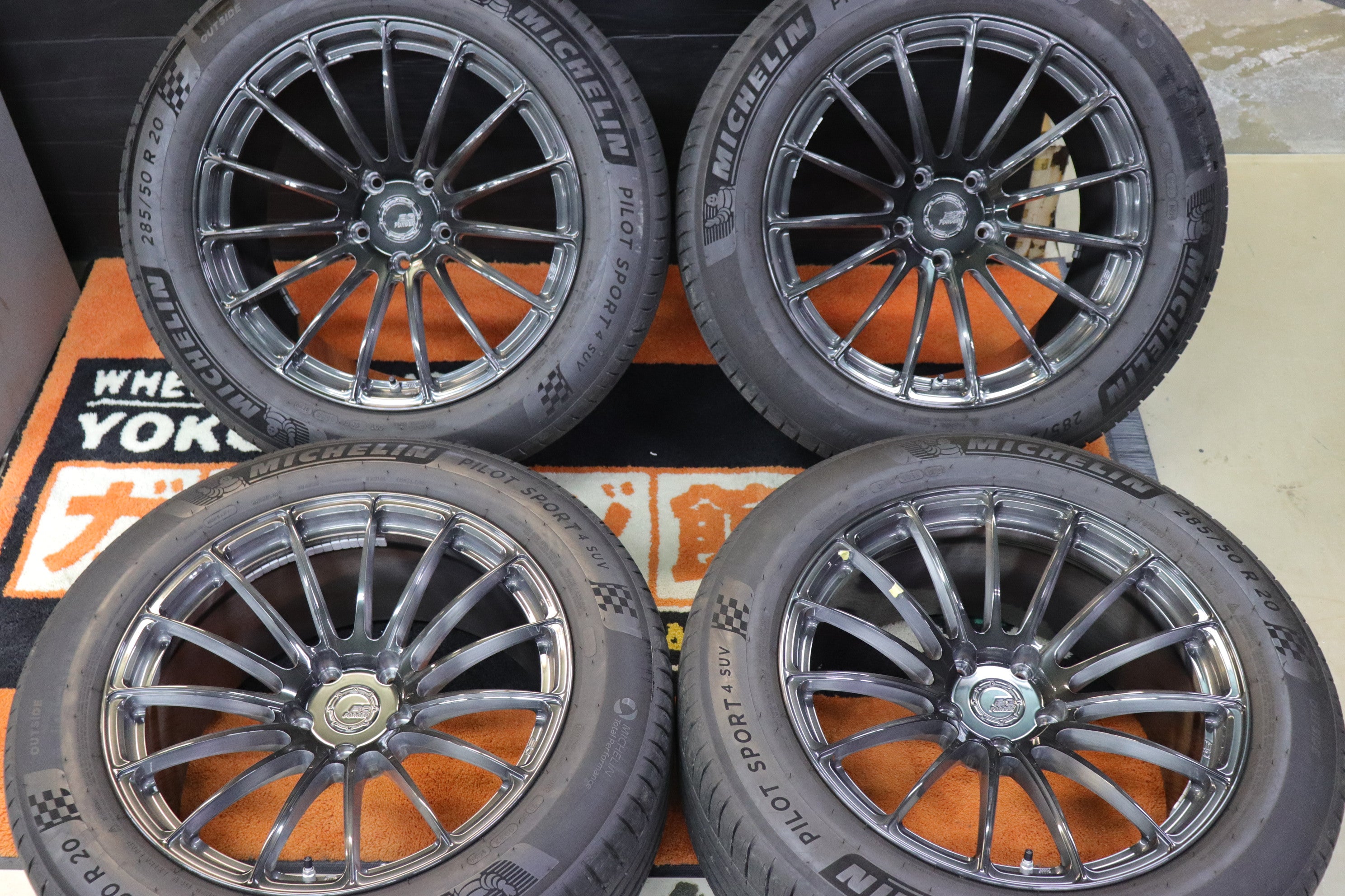 ◇美品!鍛造!コンケーブ!!5H/130 10J+20 バリ溝ミシュラン285/50R20 ...